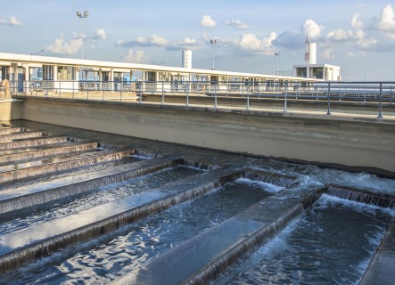 مزيل الرغوة لمعالجة المياه الصناعية